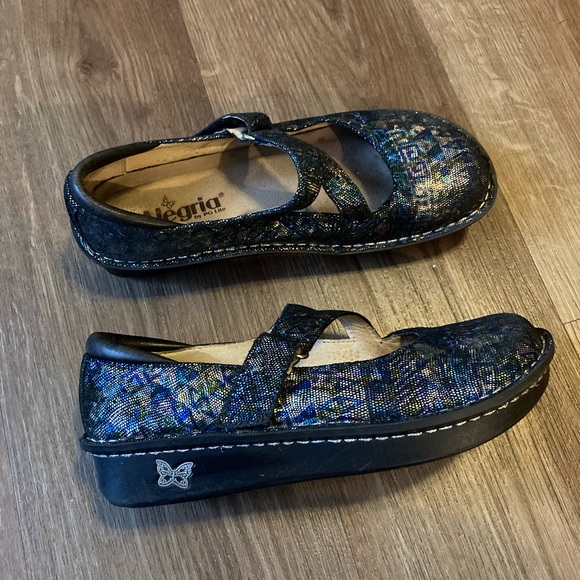 Alegria Paloma Rave on the Nile Blue Metallic MaryJane Shoe JIL-321 - Picture 1 of 8